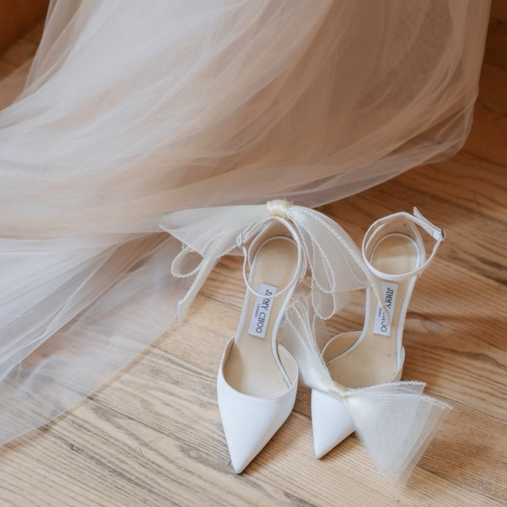 Jimmy Choo "Averly 100" bow-detailed faille pumps
